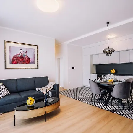 Rezidencia Opera Apartamento *