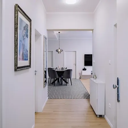 Rezidencia Opera Apartmán