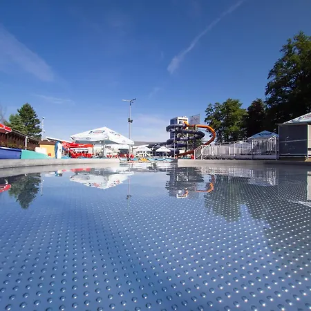 Rezidencia Opera アパート *