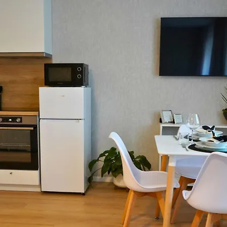 Rezidencia Opera Apartamento *